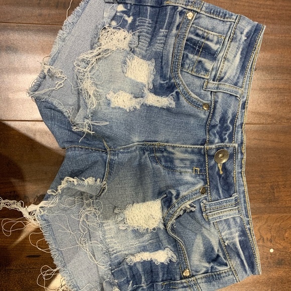 Ripped Jean Shorts - Picture 1 of 2